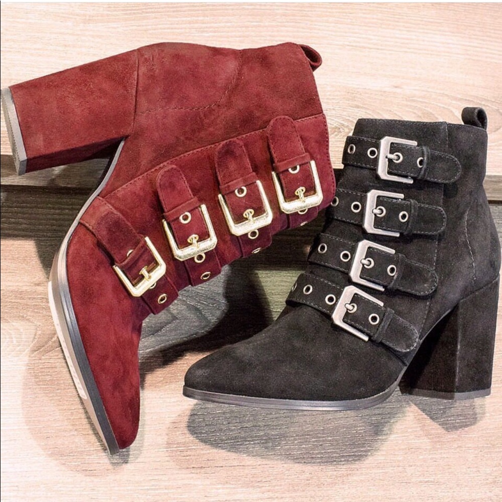 NIB Red Wine Studs Buckle Grommet Ankle Bootie - Picture 6 of 6